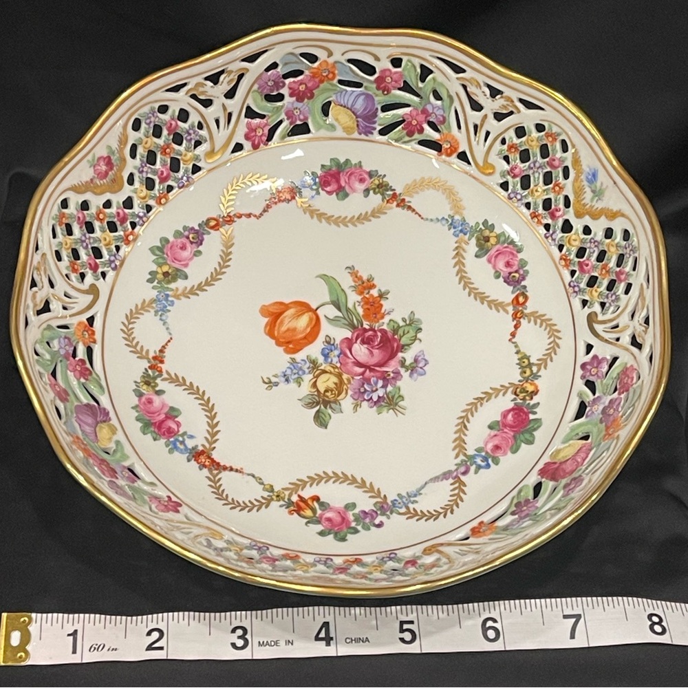Schumann Barvaria Chateau Dresden Reticulated 8.25 Bowl.